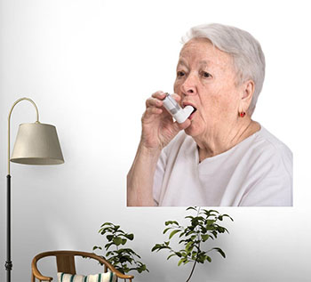 old-woman-with-inhaler